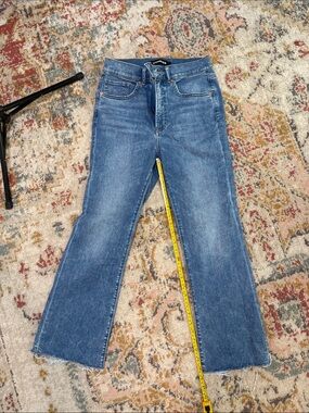 Express cropped flare high rise Classic Blue Women's denim jeans size 6/28